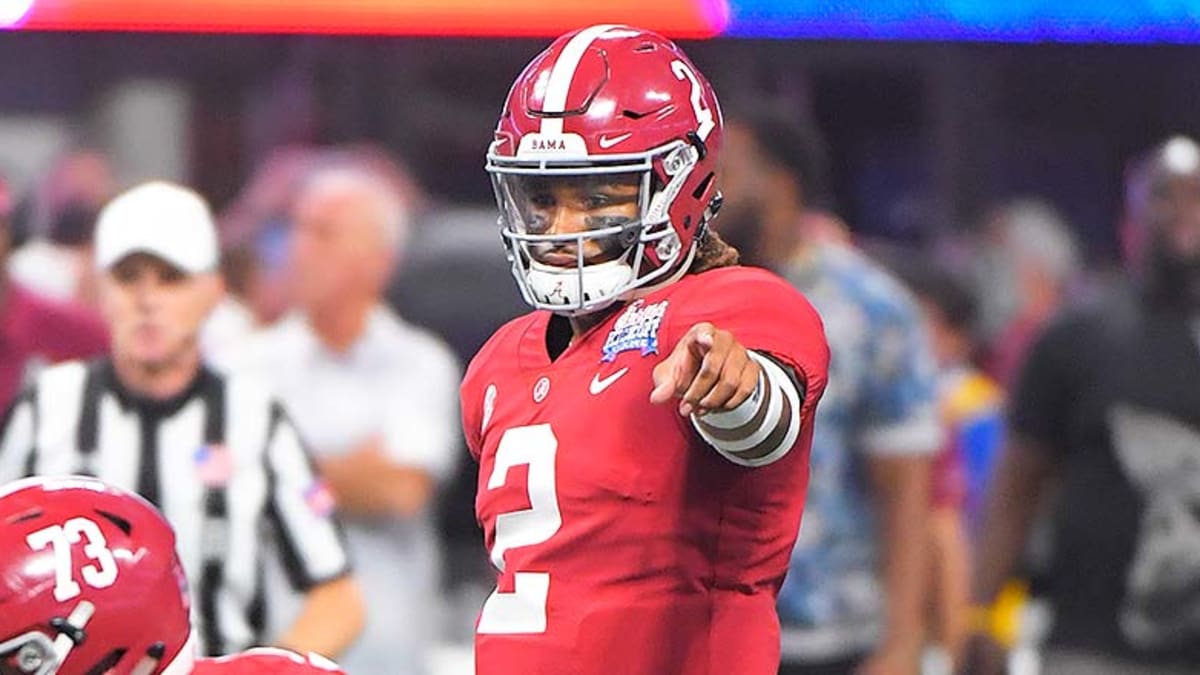 Alabama recruiting QBs with Jalen Hurts' possible exit in mind