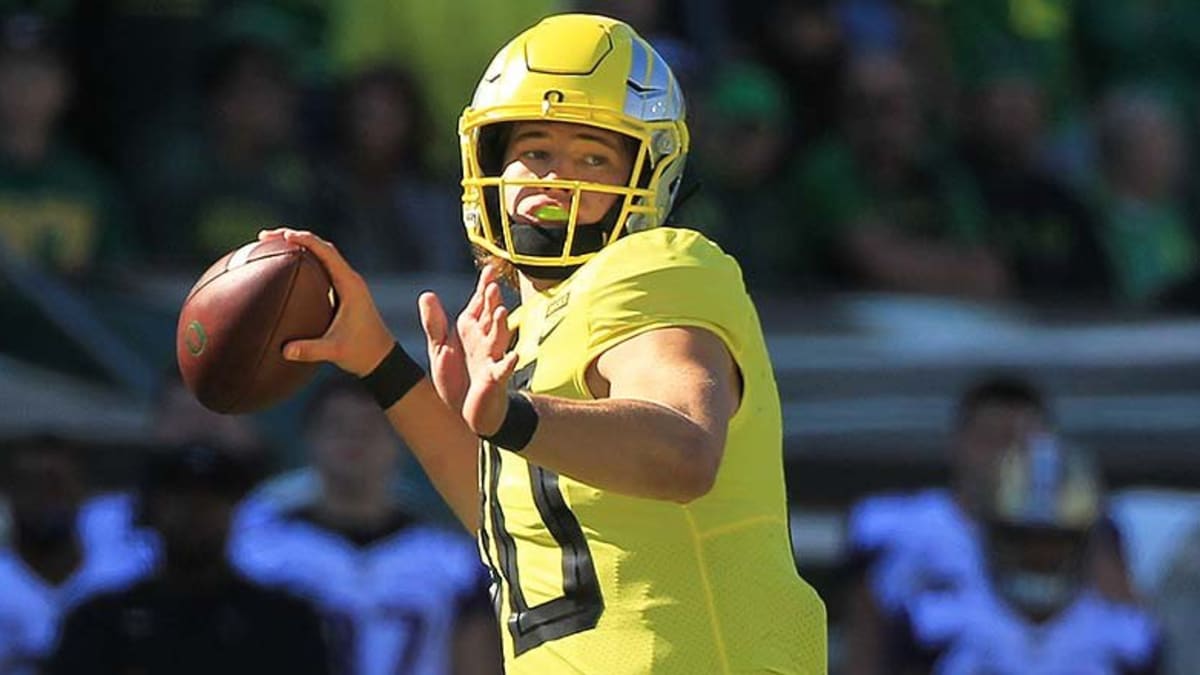 Ex-Oregon Ducks quarterback Chris Miller thinks Justin Herbert