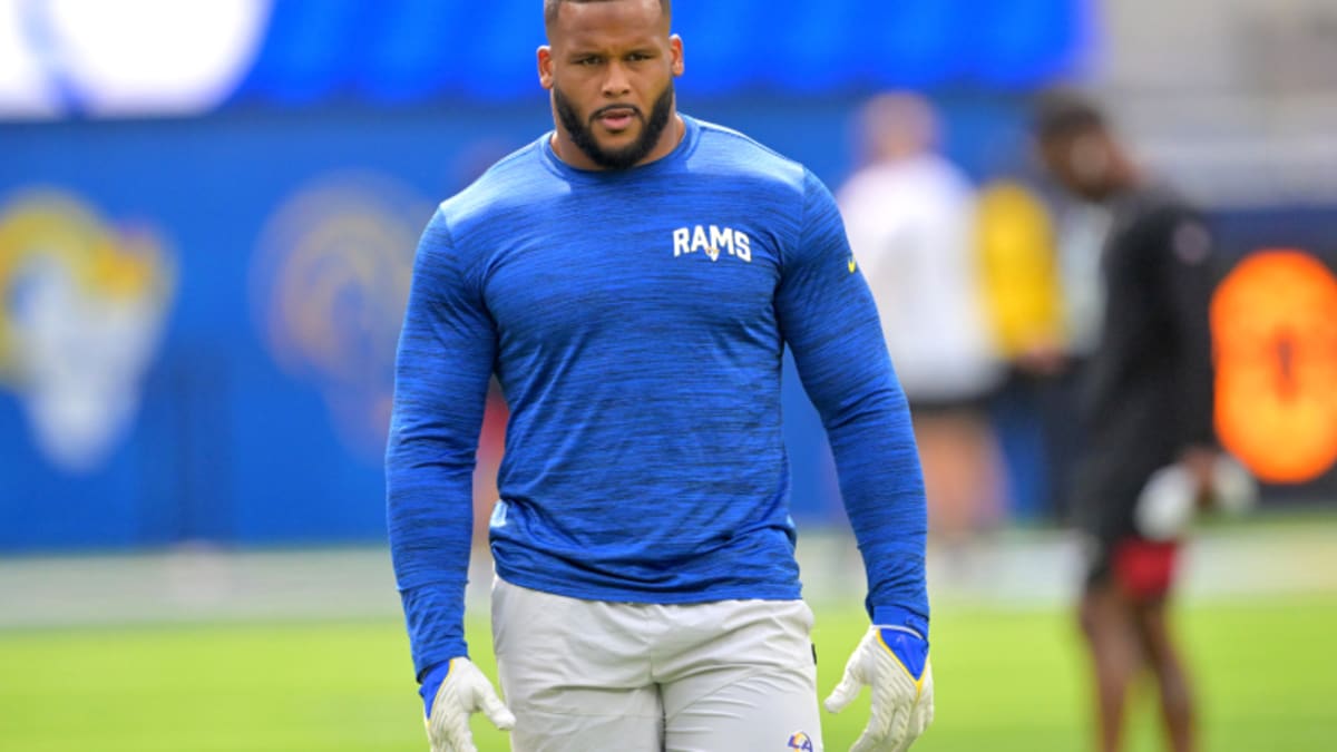 NFL World Reacts To Aaron Donald Announcement - The Spun: What's Trending  In The Sports World Today