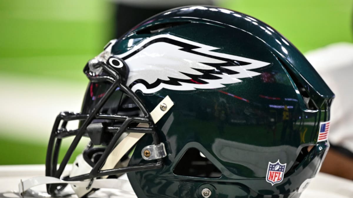 Philadelphia Eagles: A return to kelly green jerseys?