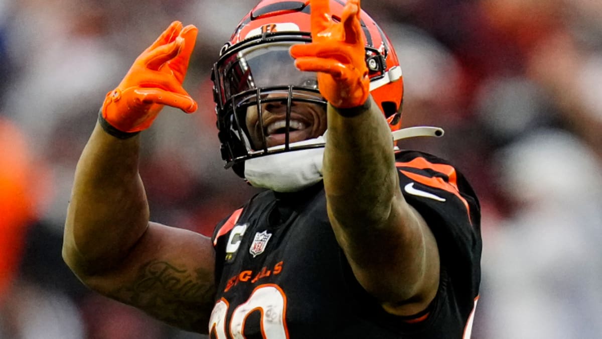 Joe Mixon The Latest RB To Feel Squeeze Of RB Market, Takes Pay