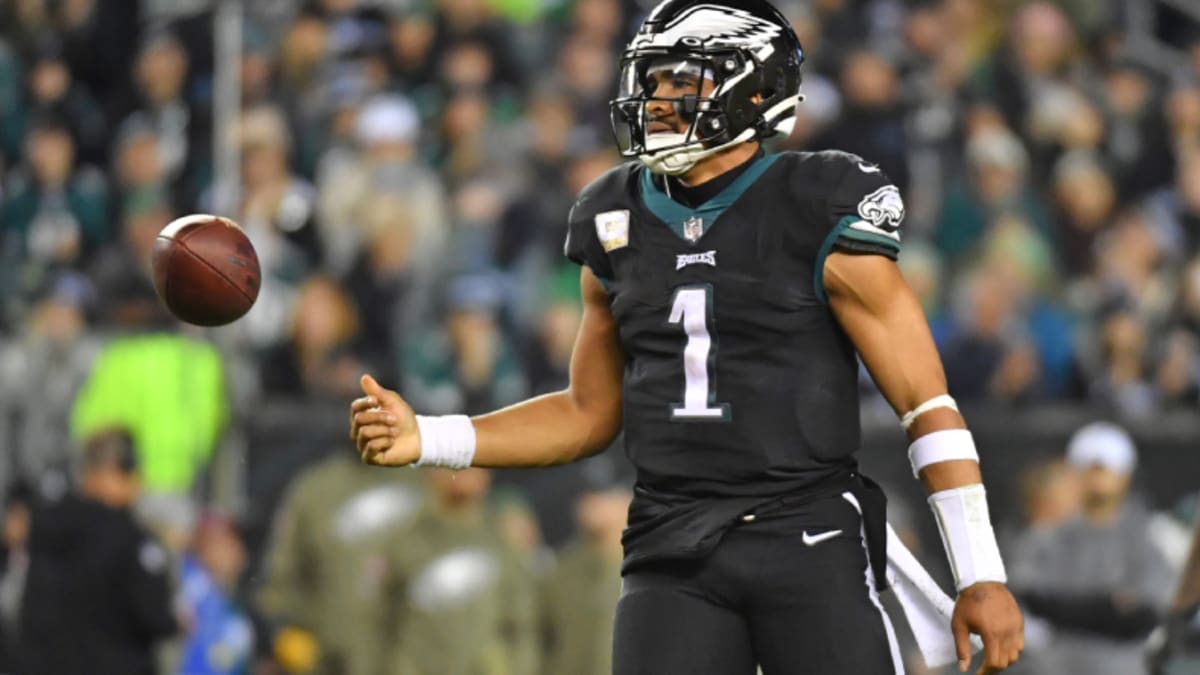 Jalen Hurts Brushes Aside Eagles Contract Extension Talks