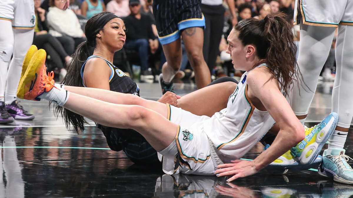 Breanna Stewart's Postgame Behavior Around Angel Reese Is Turning Heads -  Athlon Sports