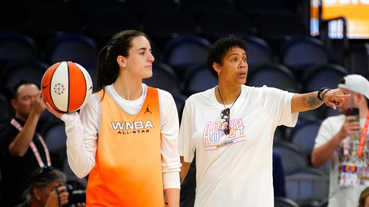 Cheryl Miller's Supportive Message For Caitlin Clark Resurfaces Amid Recent  Drama - Athlon Sports