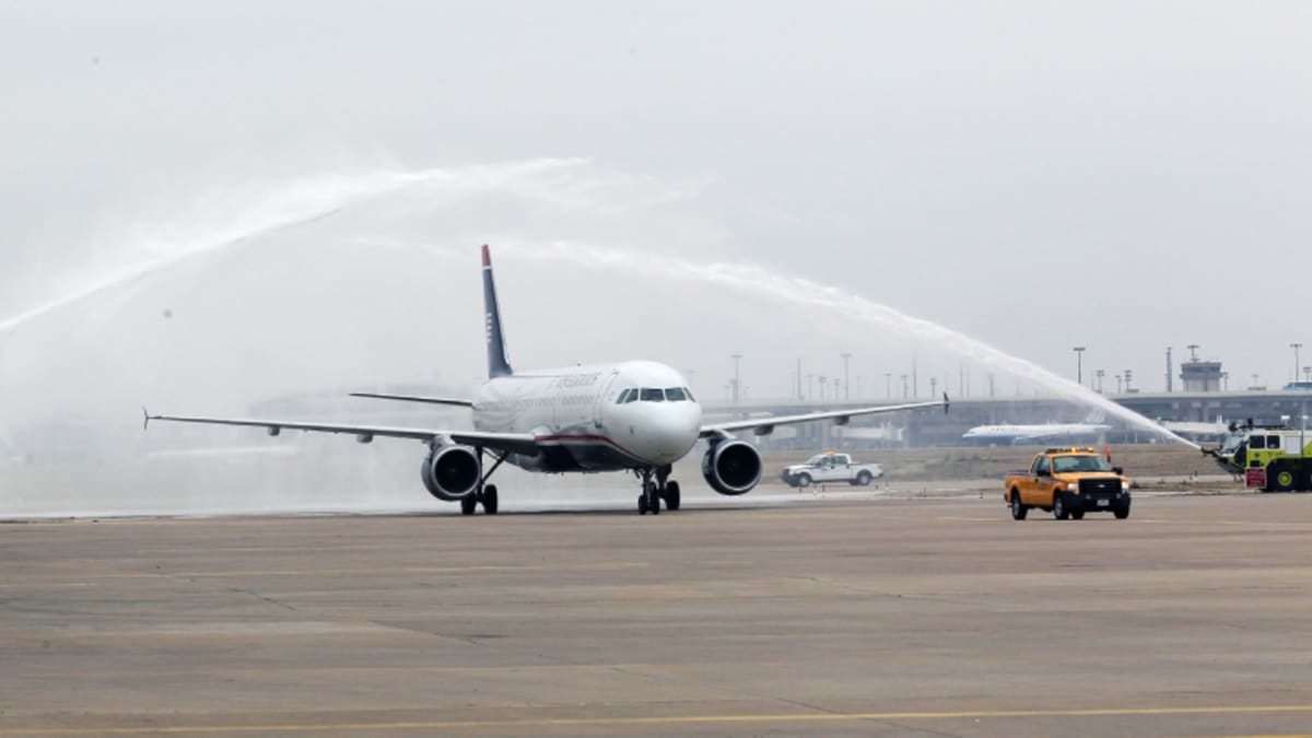 Pittsburgh Steelers team plane diverted to Kansas City after