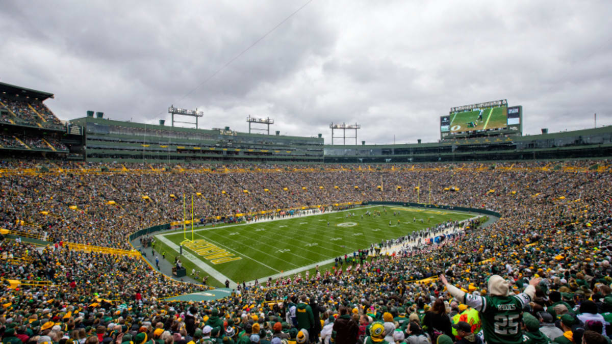 Matt LaFleur happy with competition during Packers' first practice in  Lambeau Field - Acme Packing Company