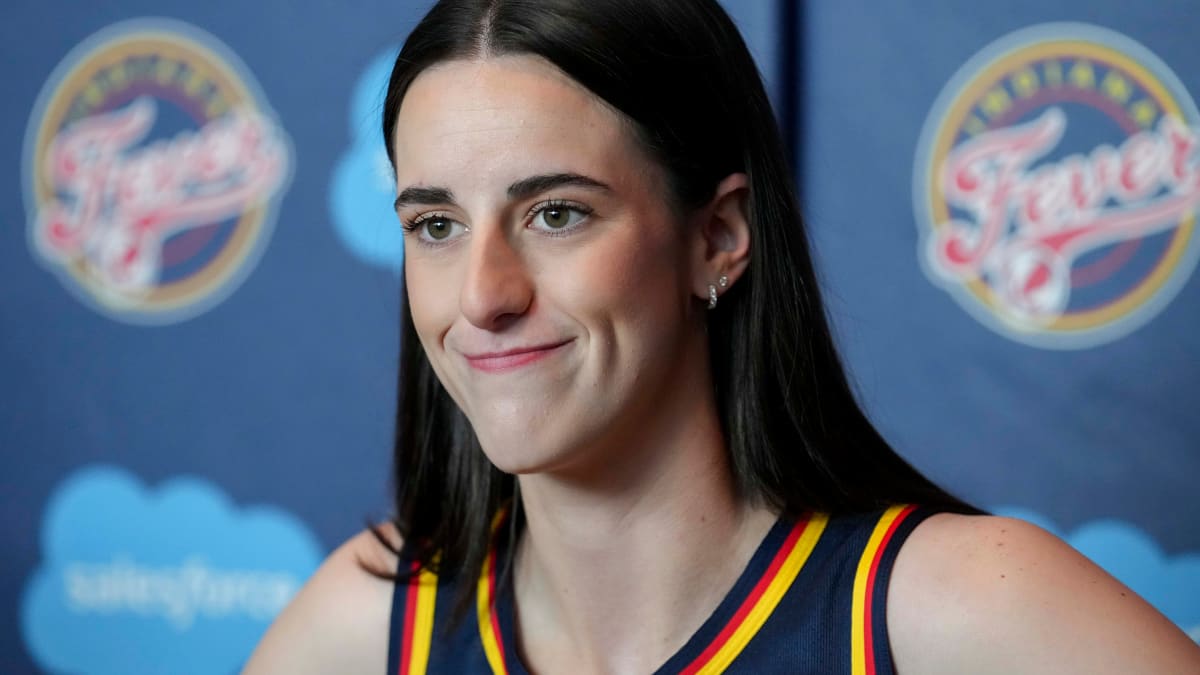 Caitlin Clark Sends Clear Warning to Fever Teammates Before Iowa Return -  Athlon Sports