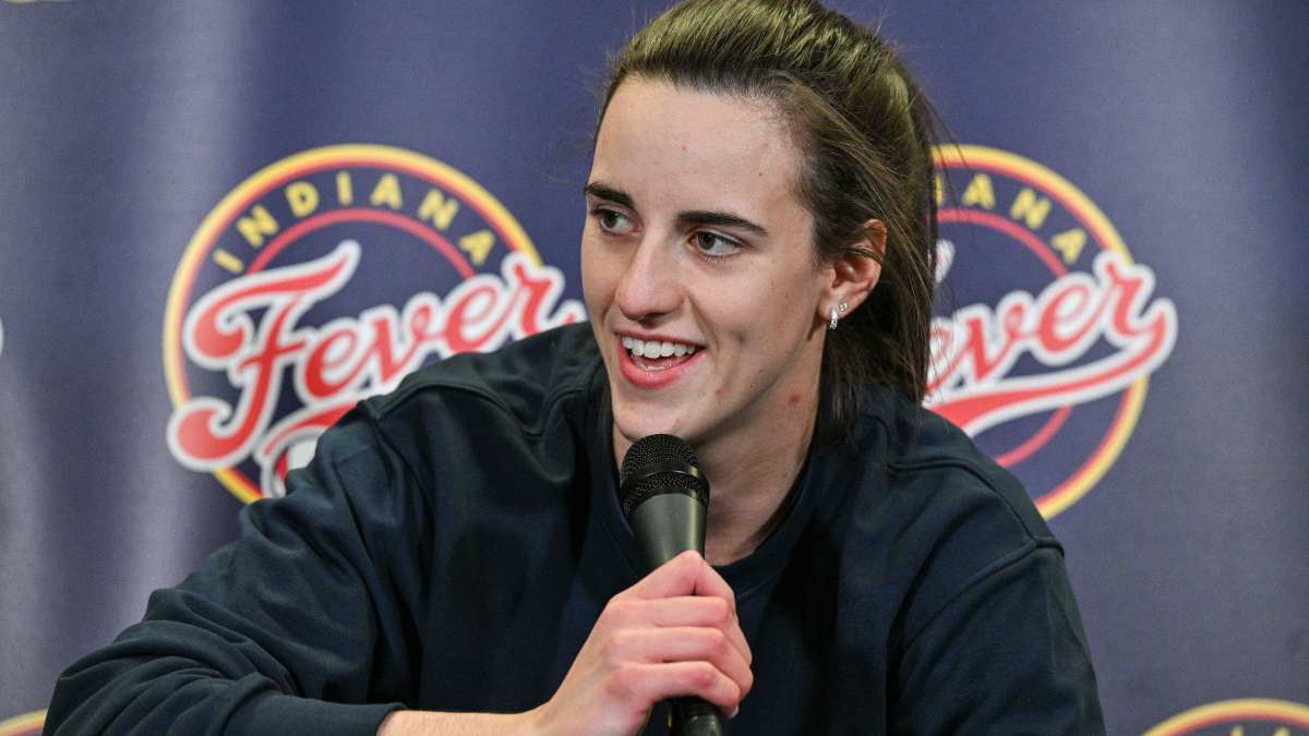 Caitlin Clark Shies Away From Answering Reporter's Unexpected Question -  Athlon Sports