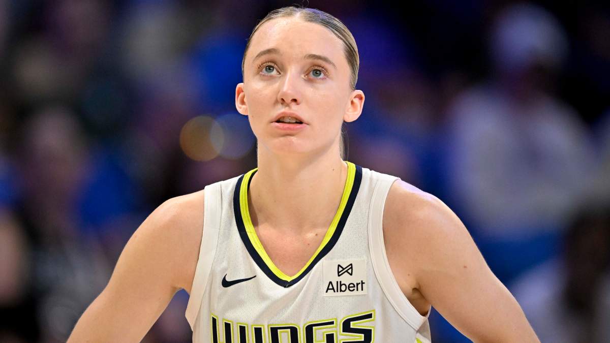 Fans Saddened After Nike's Paige Bueckers Message - Athlon Sports