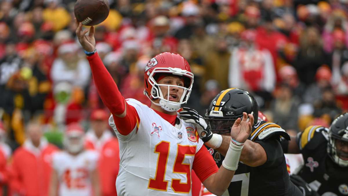 Kansas City Chiefs Leader Patrick Mahomes Sends Ominous Holiday Warning to  NFL: 'Just The Beginning!' - Athlon Sports