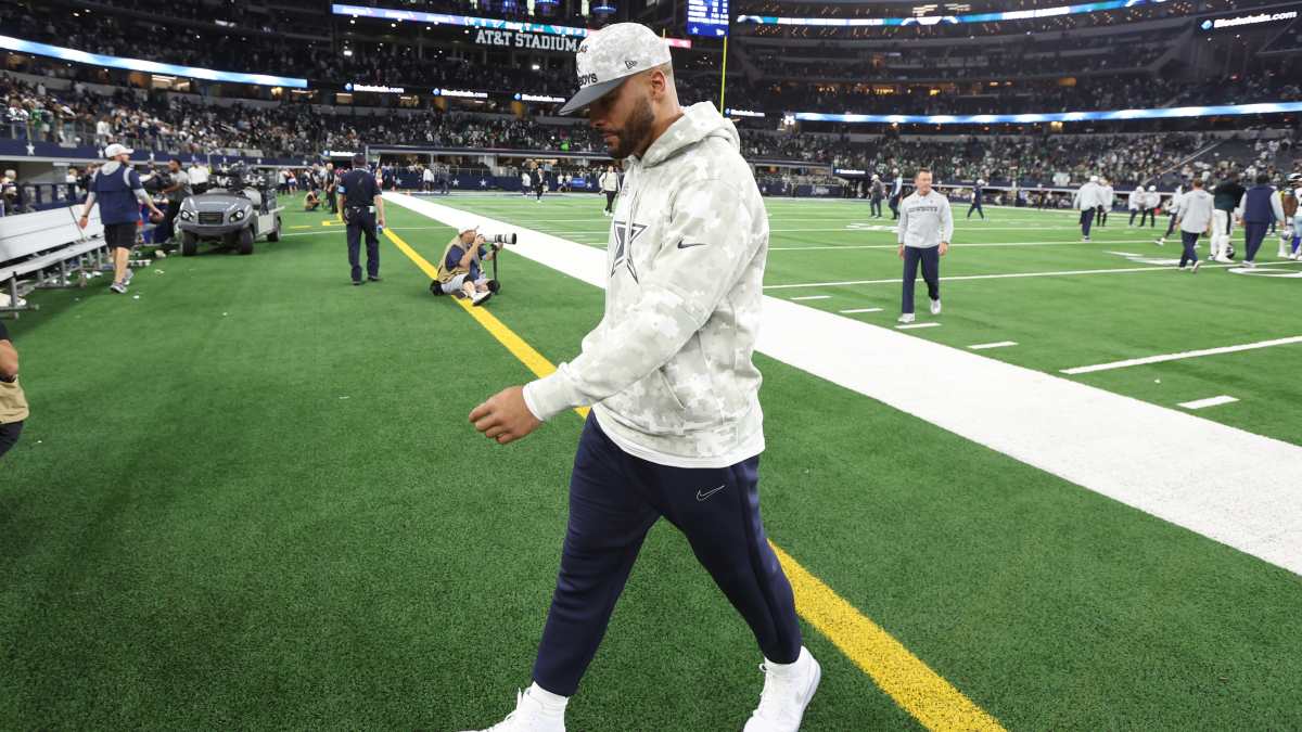 Dallas Cowboys Dak Prescott Building New Mansion for 'More Living Space' -  Athlon Sports