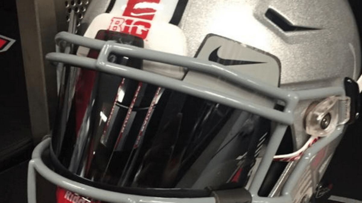 Ohio State WR Michael Thomas Will Rock a Helmet Visor in 2015 