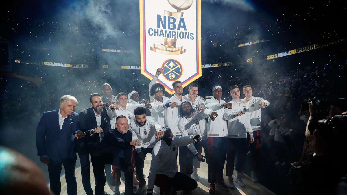 Knicks Ex DeAndre Jordan Re Signs With Nuggets New York Tracker Athlon Sports