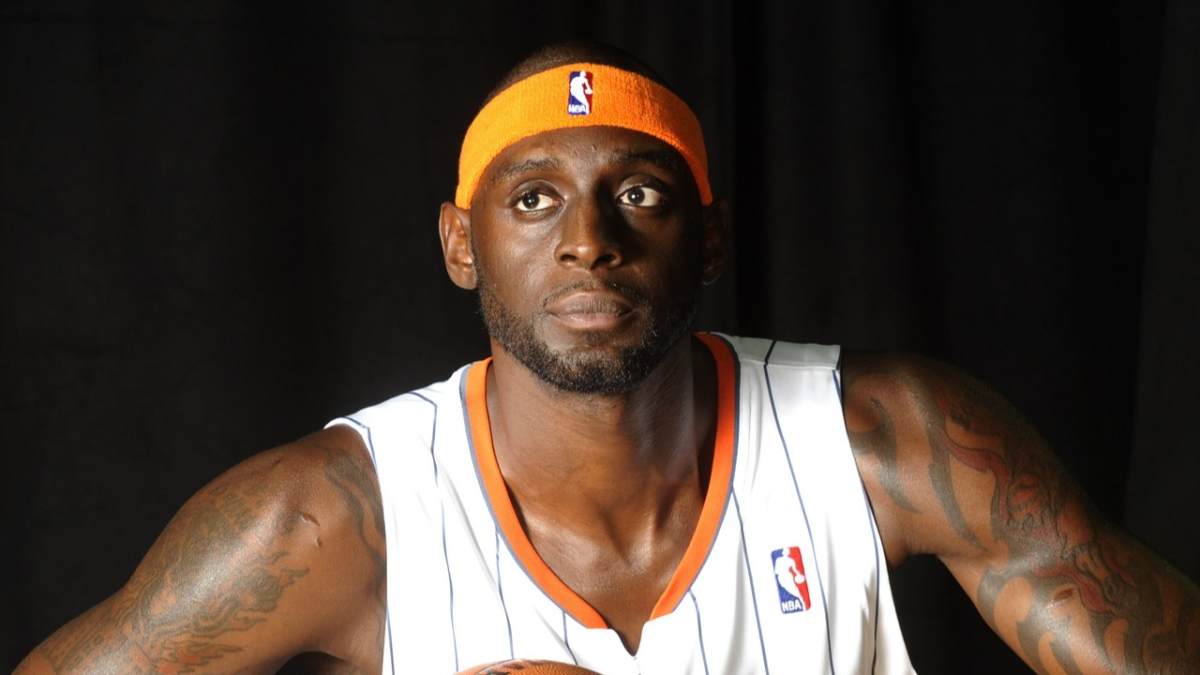 Darius miles slam cover store