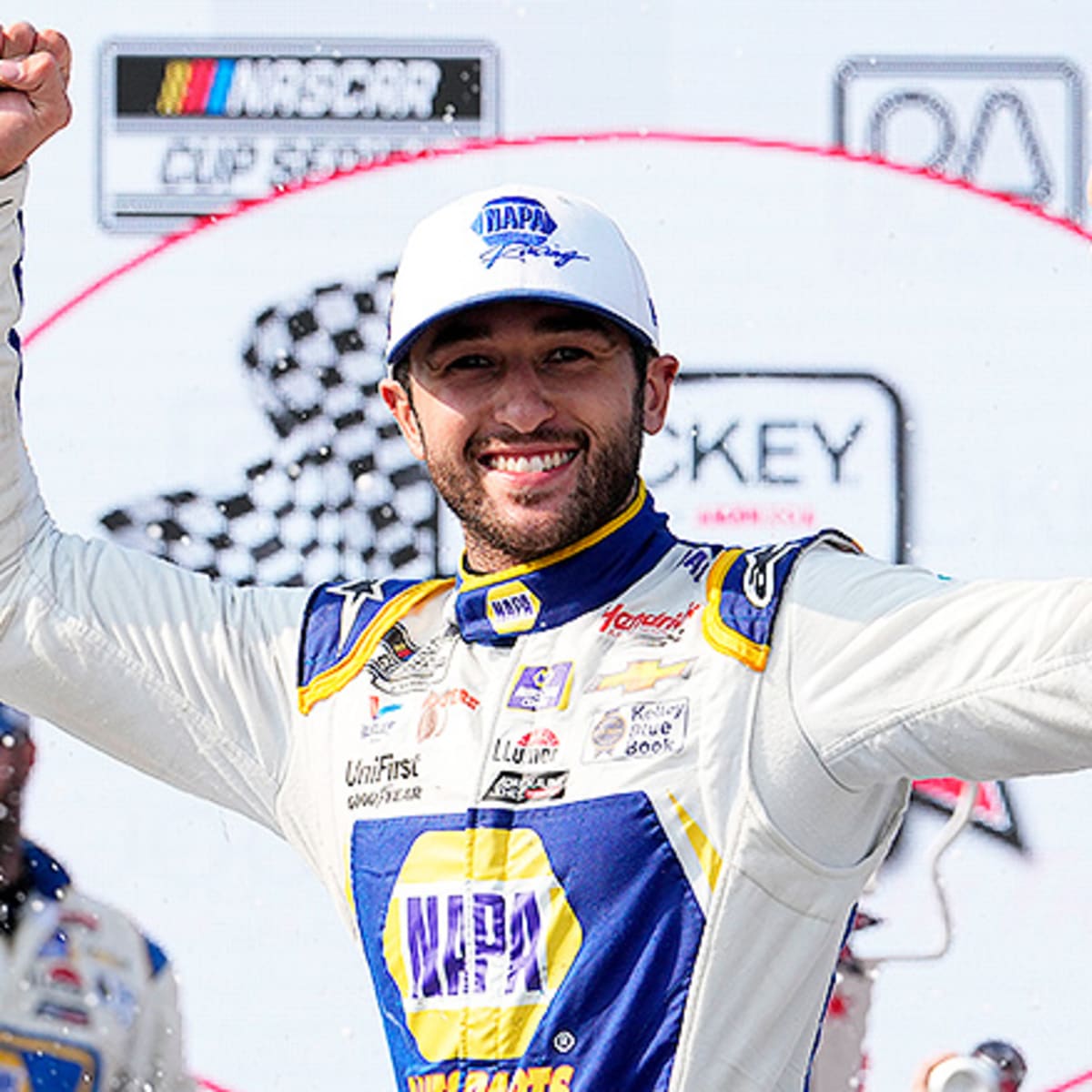 Chase Elliott wins 2022 NASCAR Cup Series Regular Season Championship