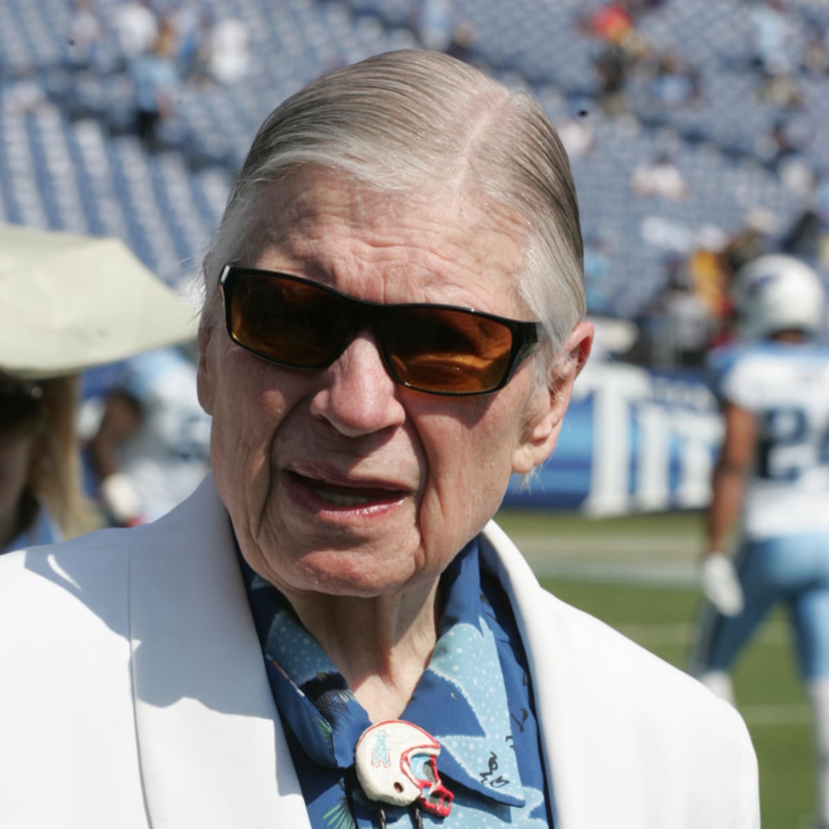 Tennessee Titans owner Bud Adams wears his 1999 AFC Championship