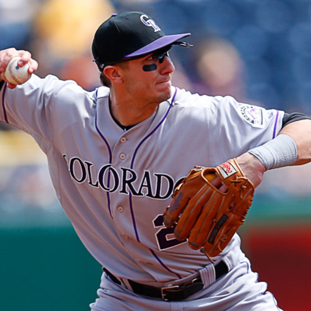 Rockies lose to Braves in extra innings, again, after Jhoulys