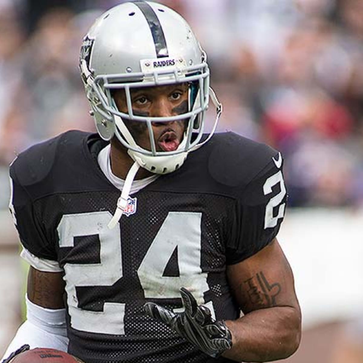 Charles Woodson could potentially join Oakland Raiders' coaching staff