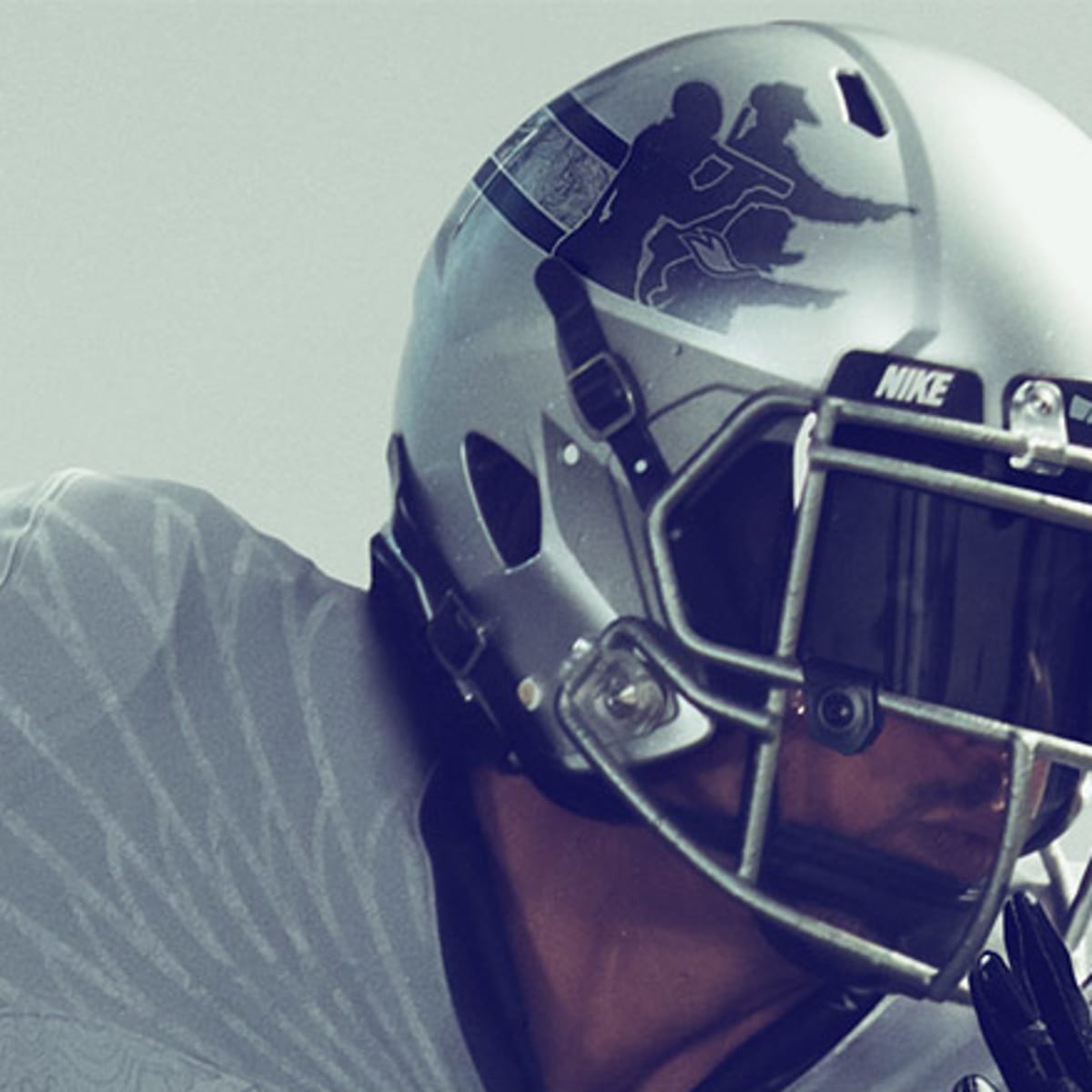 Oregon Unveils New Football Uniforms - University of Oregon Athletics