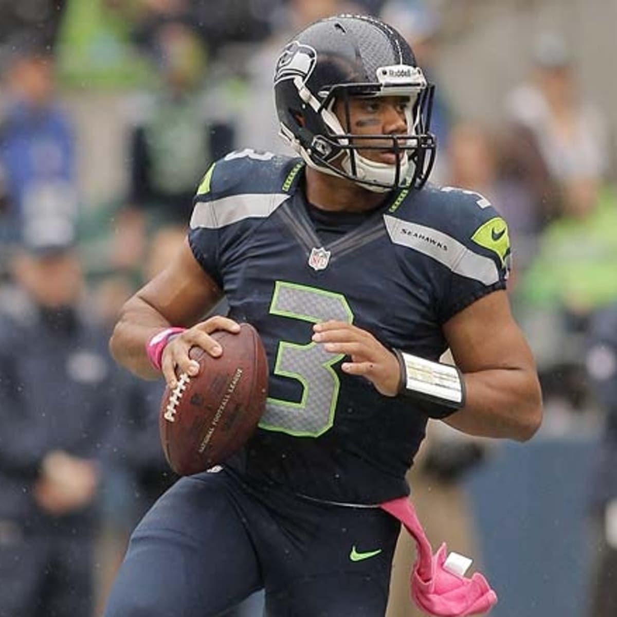 Seahawks defense delivers in 17-16 win over Russell Wilson and the