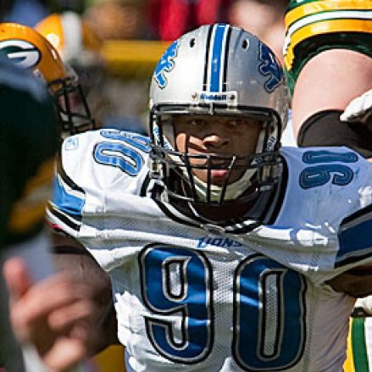 Lions' Ndamukong Suh suspended for stomping on Rodgers