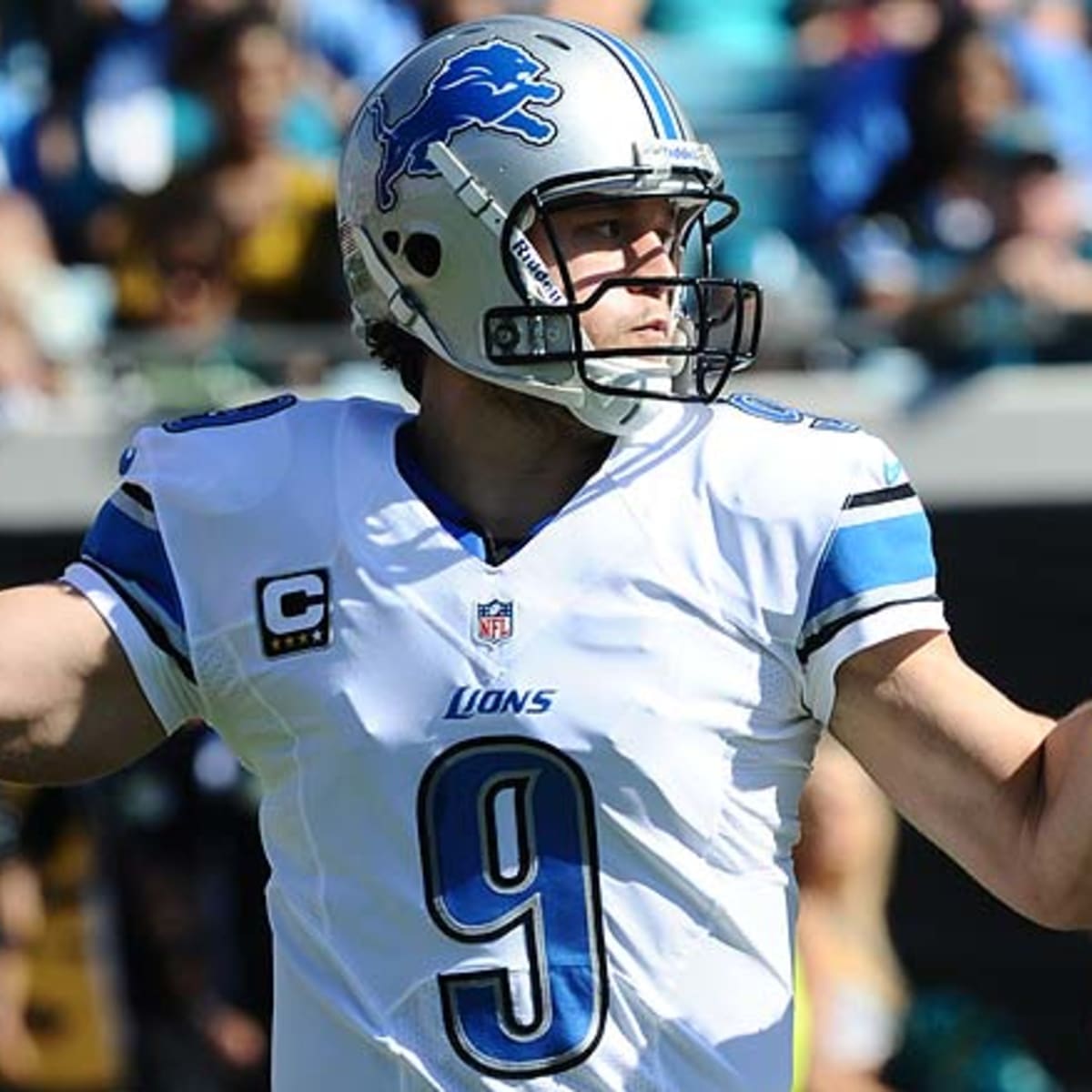 Stafford, Calvin star as Lions finish strong