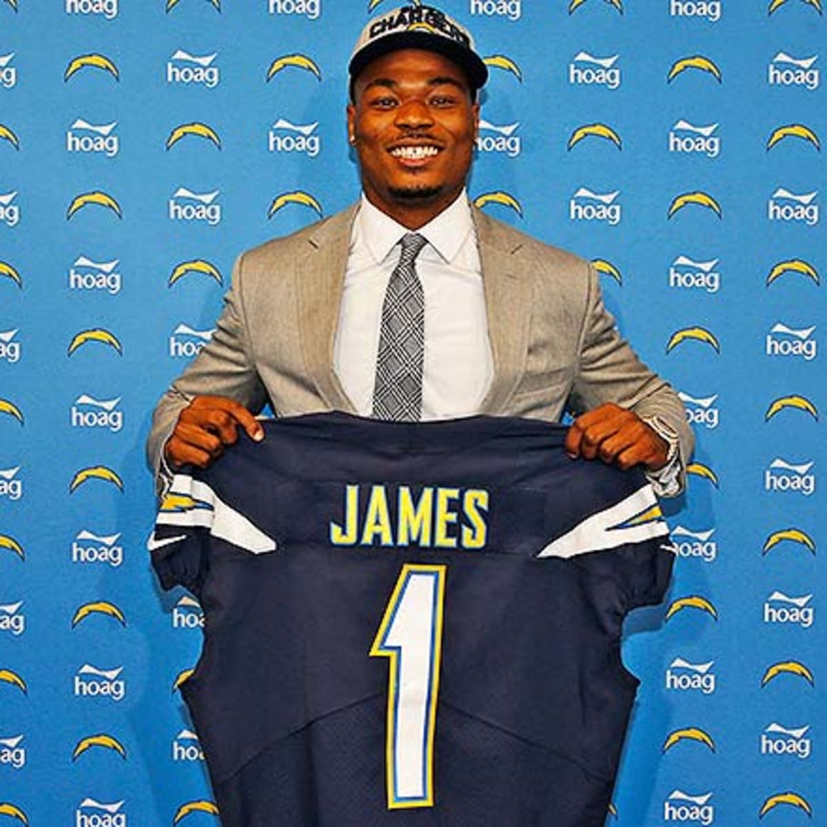 The Los Angeles Chargers select Derwin James 17th overall in the 2018 NFL  Draft, NFL Draft