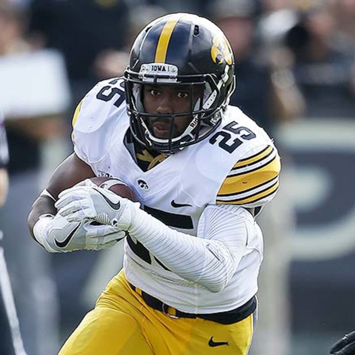 Jaleel Johnson on Iowa's nine-game home win streak