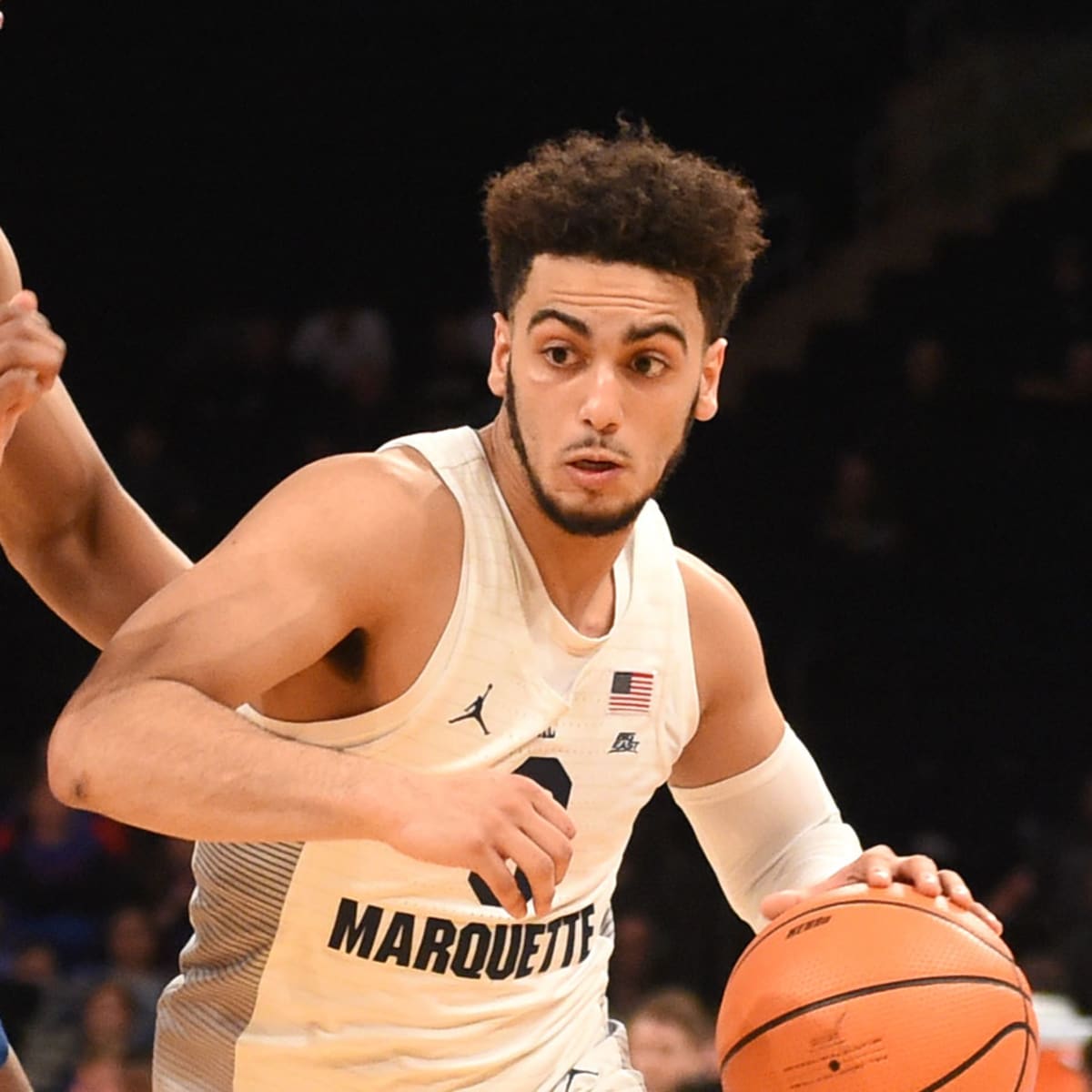 Markus Howard will return to Marquette for senior season