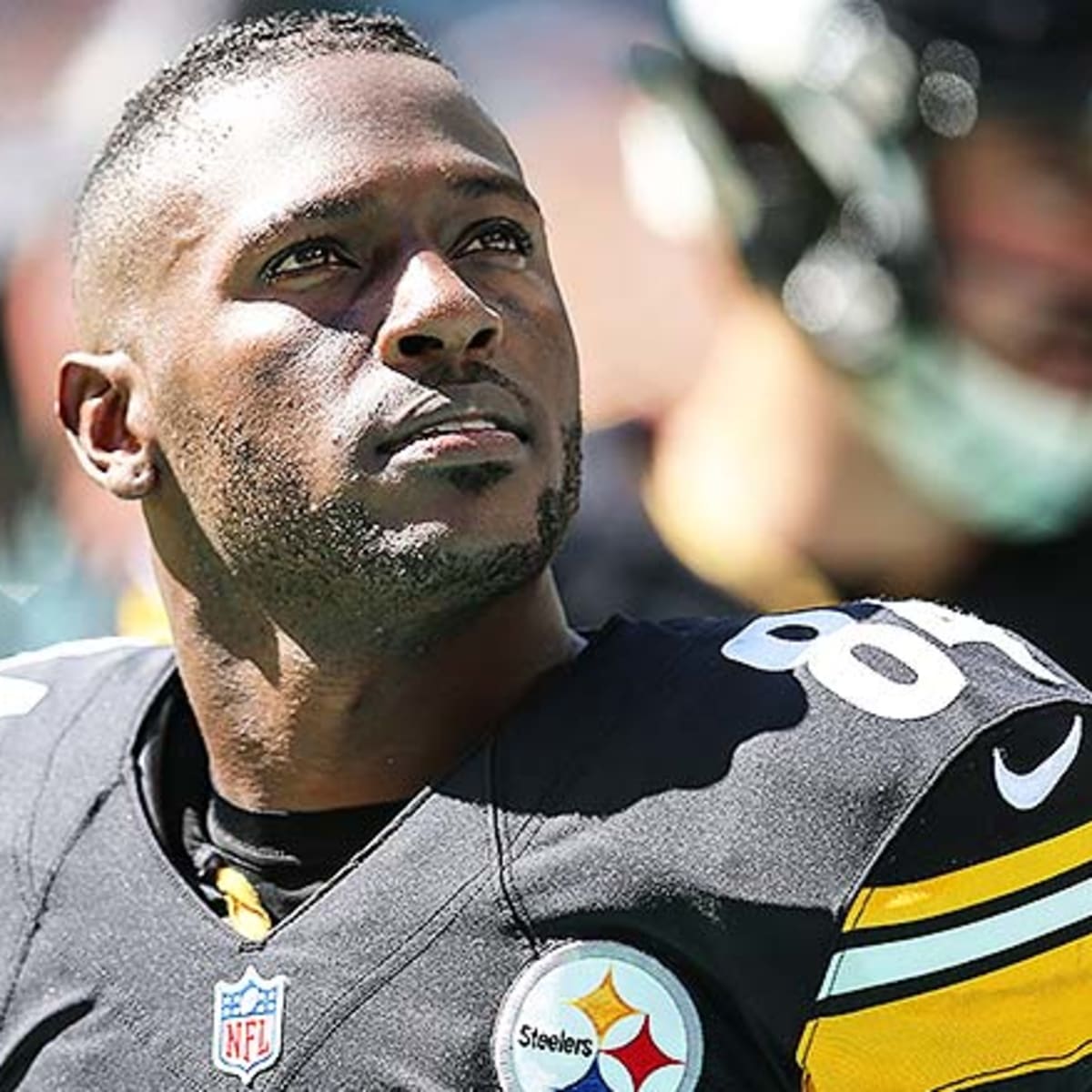 Former Steelers Great Antonio Brown Has The Audacity To Suggest He