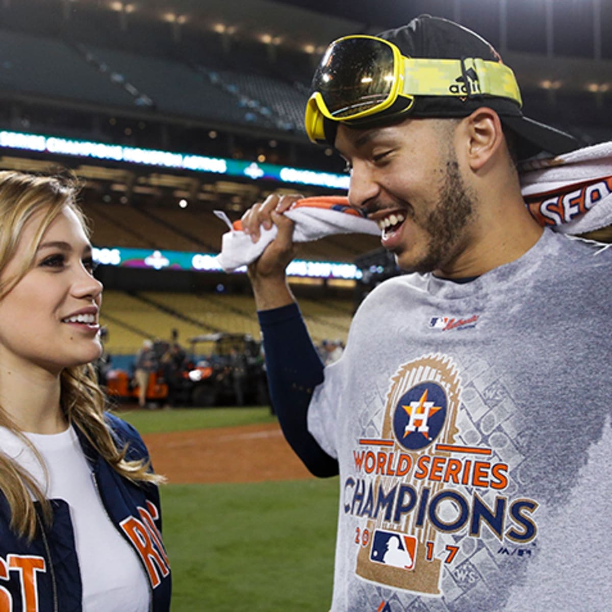 What athletes have made game-day marriage proposals? - Athlon Sports