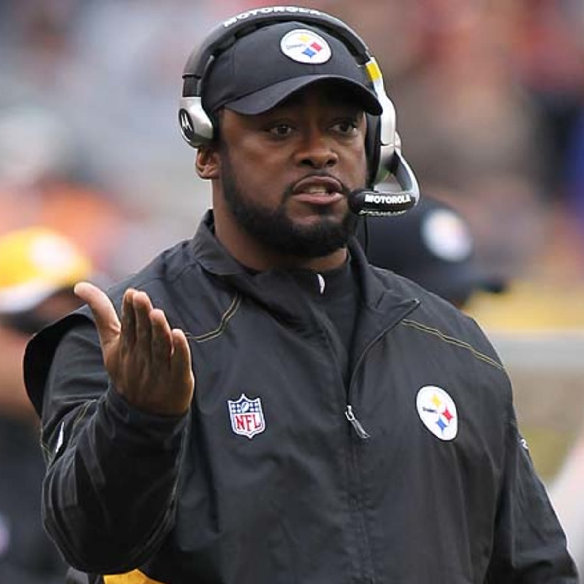 Steelers head coach Mike Tomlin says he approaches coaching like teaching