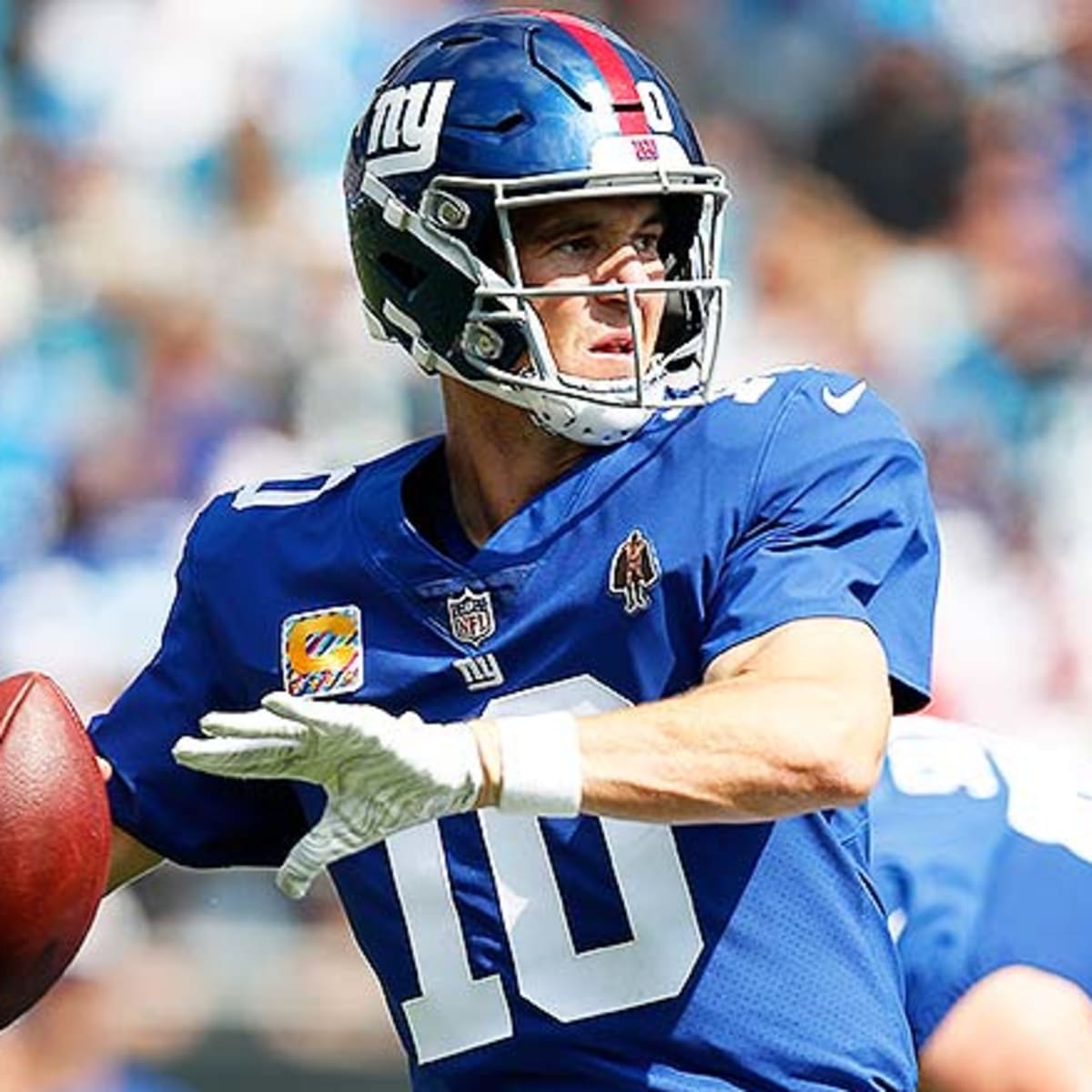 Eli Manning becomes New York Giants' all-time passing leader