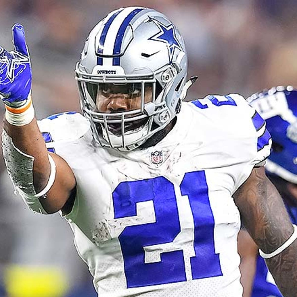 Ezekiel Elliott Fantasy Week 1: Projections vs. Eagles, Points and Stats,  Start or Sit - Bleacher Nation