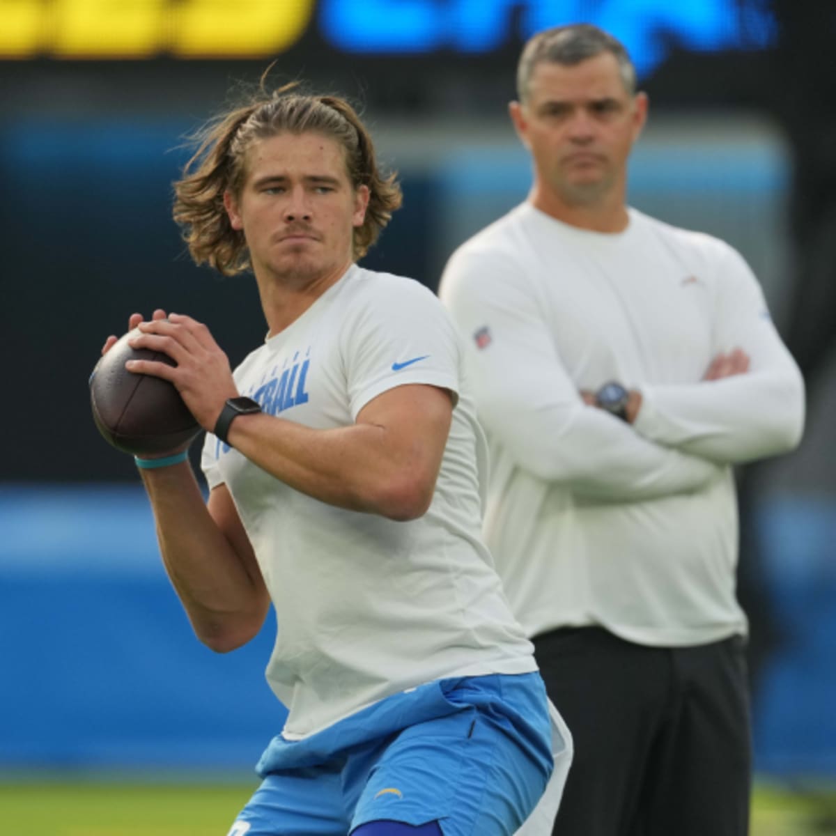 NFL World Reacts To What Chargers GM Said About Justin Herbert