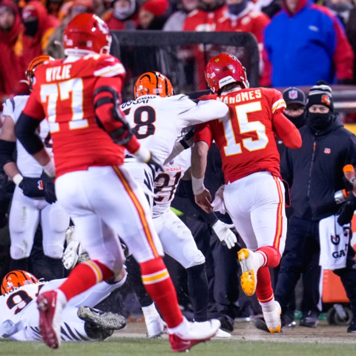 Joseph Ossai's hit on Patrick Mahomes goes down in Bengals infamy, but he  didn't face scrutiny alone