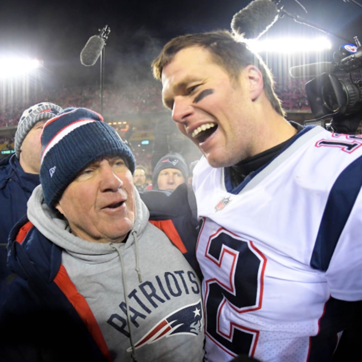 Tom Brady comeback theories swirl as New England Patriots QB plan emerges -  Mirror Online