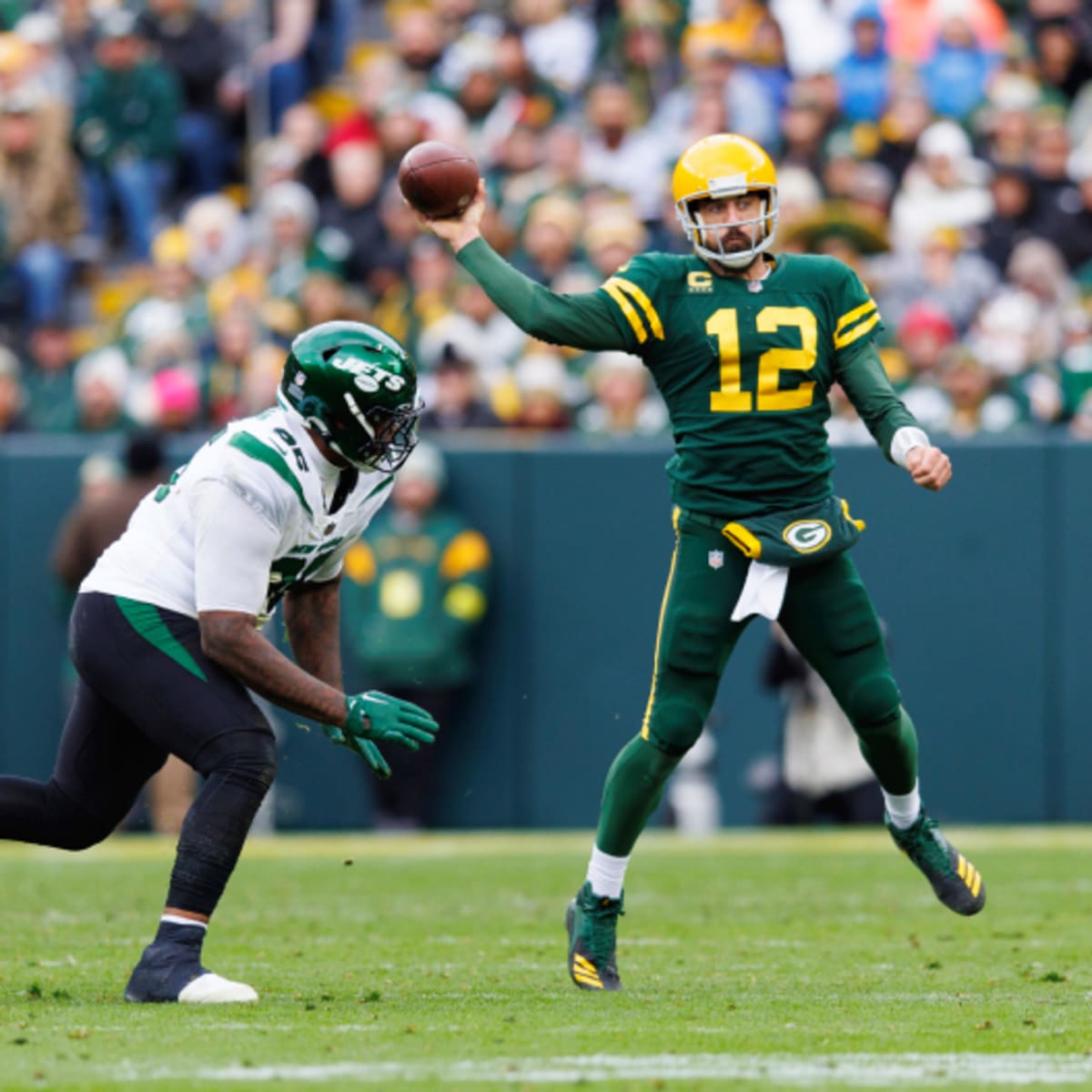 Sauce Gardner Welcomes Aaron Rodgers to NY Jets With Some High-Flying –  Beeghly & Co.