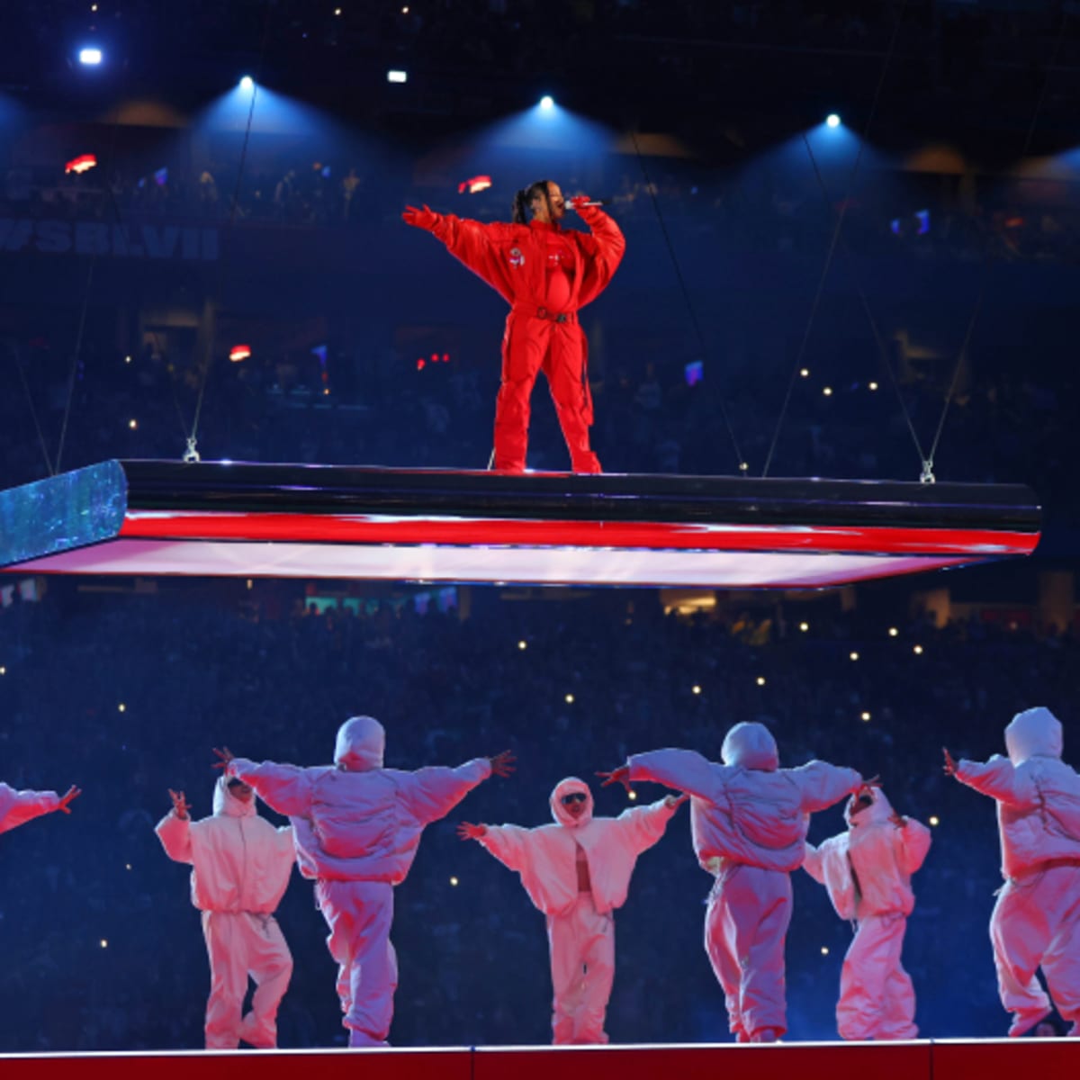 Rihanna delivers hit-packed Super Bowl Halftime Show - RETROPOP