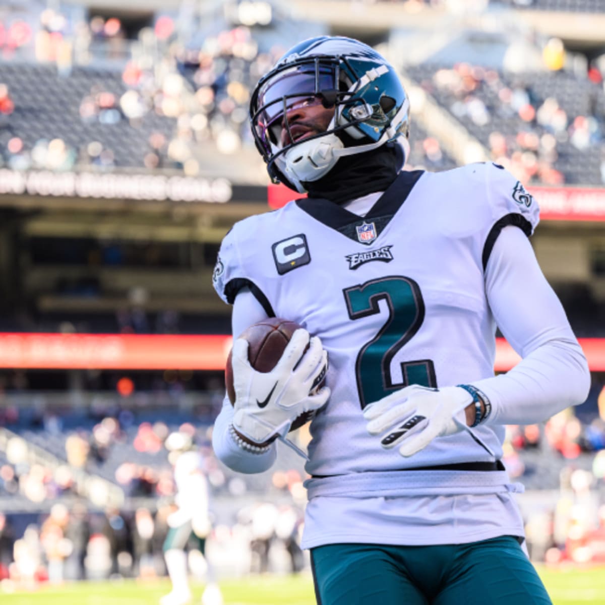 Philadelphia, Pennsylvania, USA. 21st Nov, 2021. Philadelphia Eagles  cornerback Darius Slay (2) in action prior to the NFL game between the New  Orleans Saints and the Philadelphia Eagles at Lincoln Financial Field