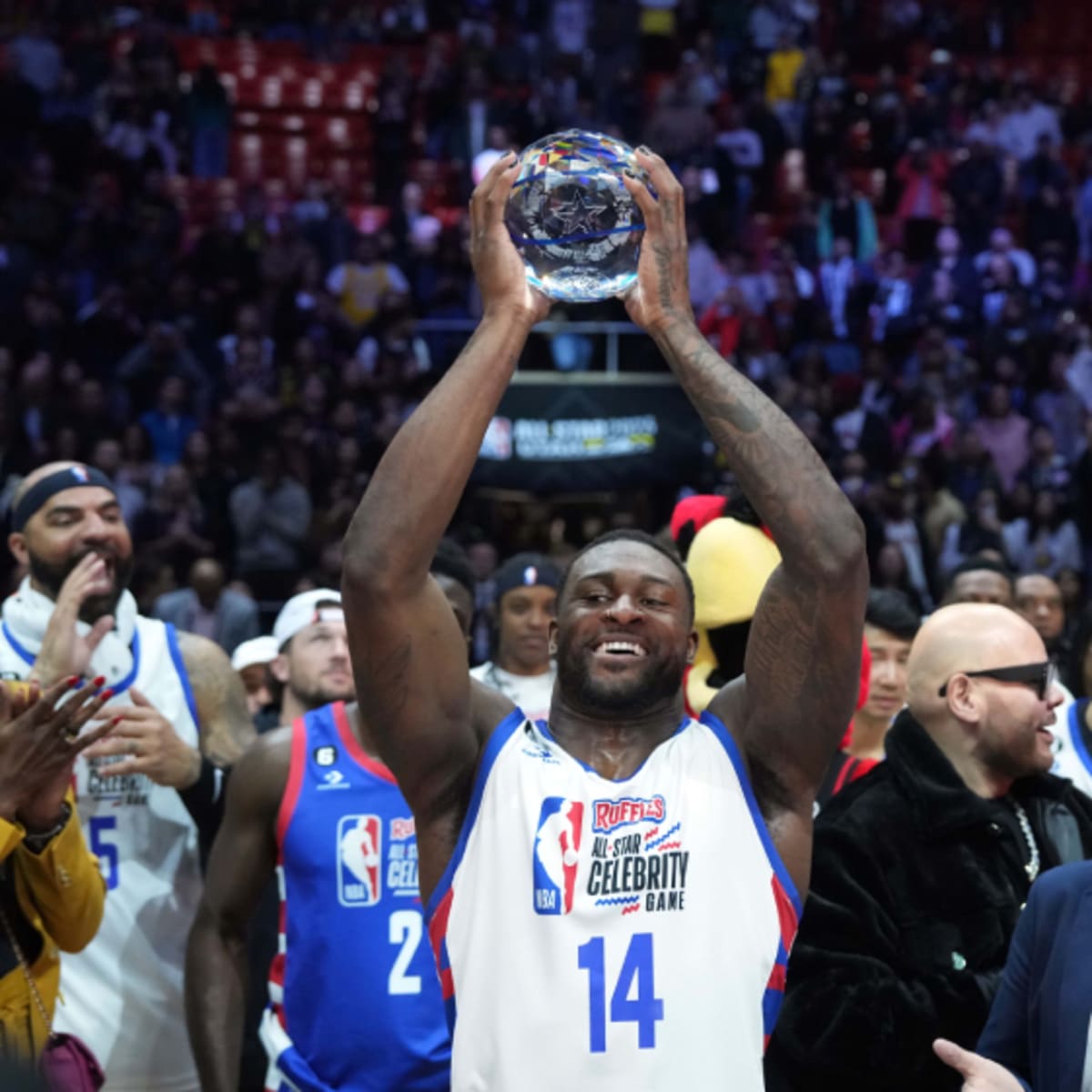 Video: Seahawks star DK Metcalf dunks and dazzles in NBA All-Star