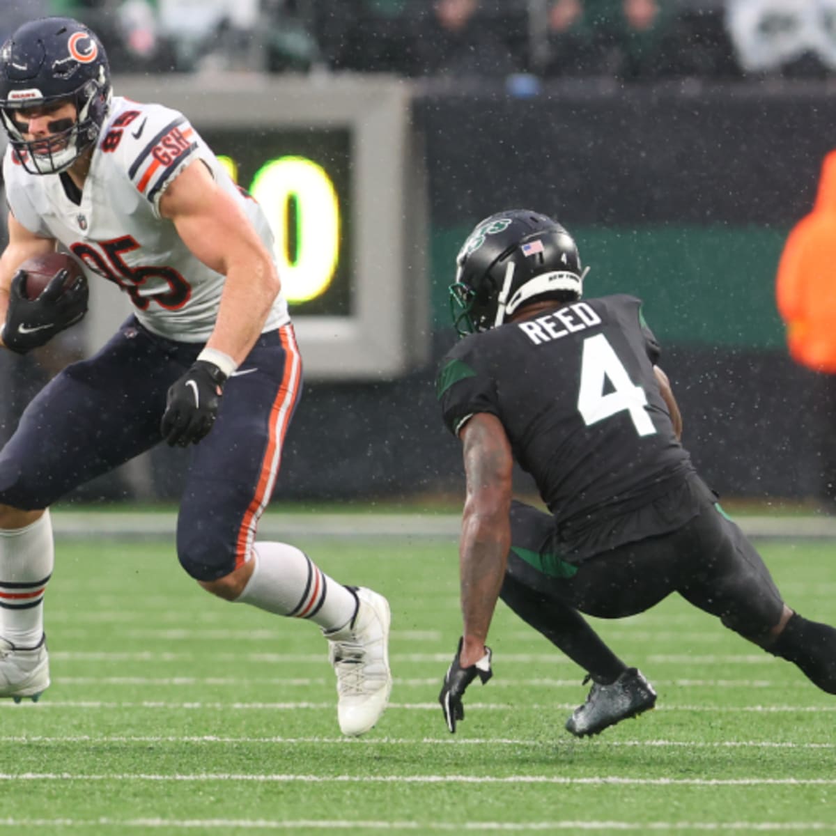 The Bears should volunteer to be on HBO's Hard Knocks this summer