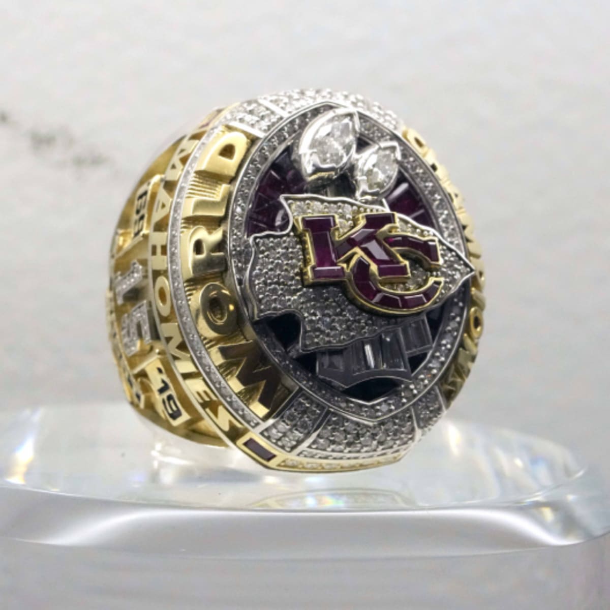 Rams' Super Bowl ring has 1 very unique feature