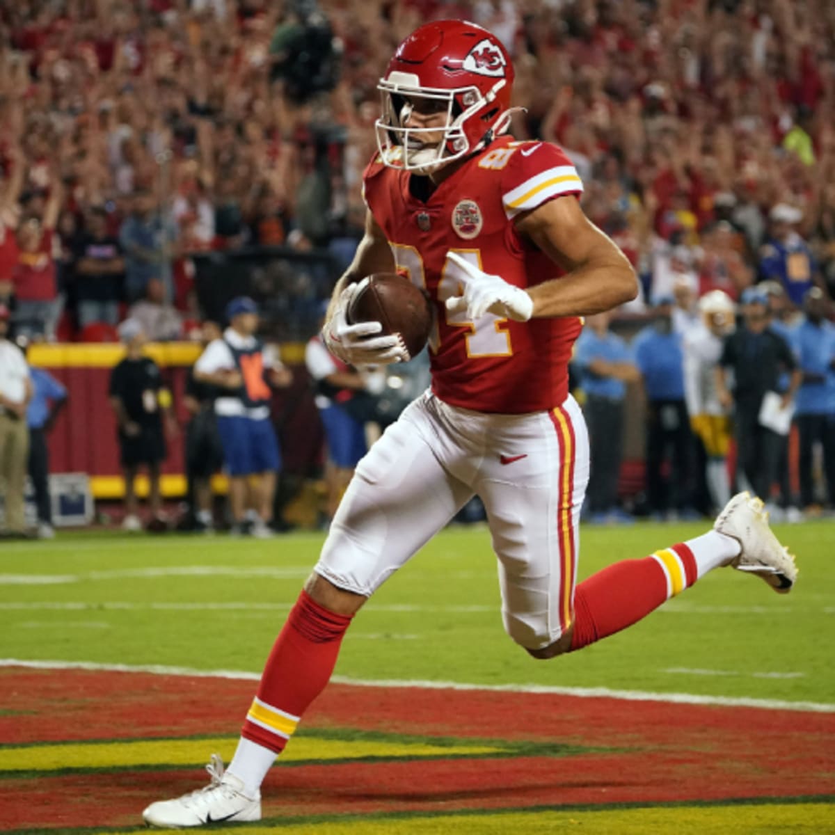 Chiefs News: Wide Receiver Justin Watson Agrees To Two-Year Deal, per  Report 