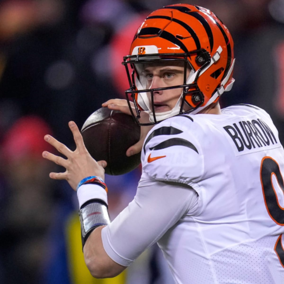 Report: Bengals make Burrow highest-paid NFL player with 5-year