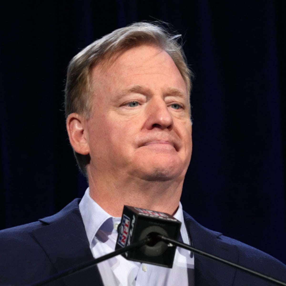 N.F.L. Extends Roger Goodell's Contract, Ending Weeks of Discord