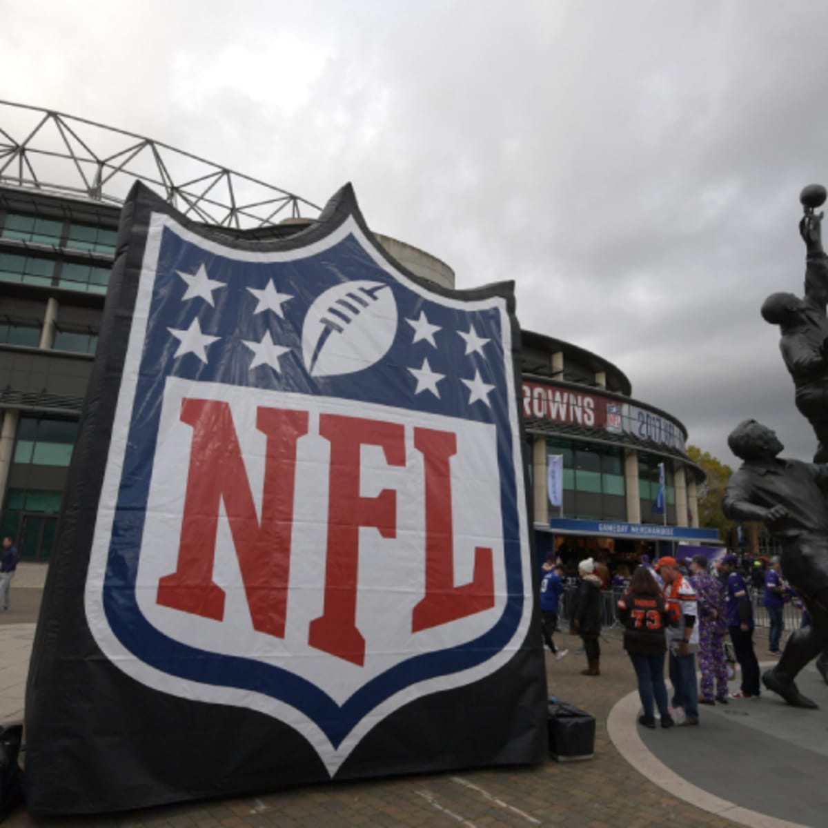 NFL Schedule 2023: Bills-Chargers Game Will Stream Exclusively On