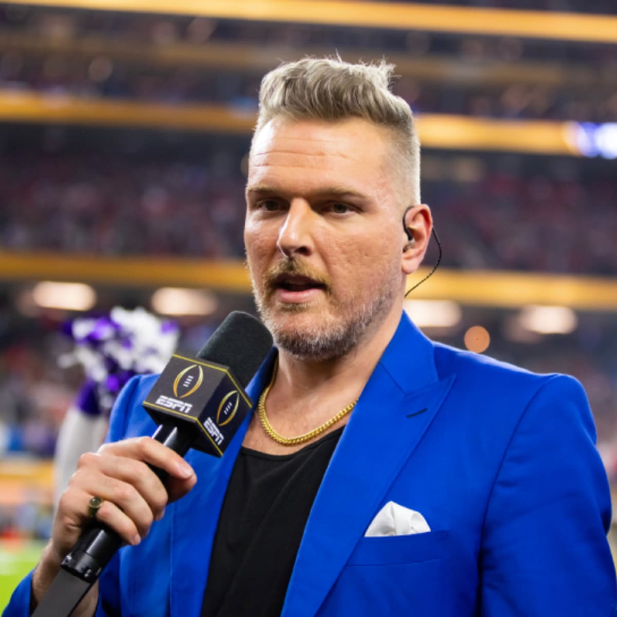 Pat McAfee, ESPN agree to deal for ex-NFL punter's   show