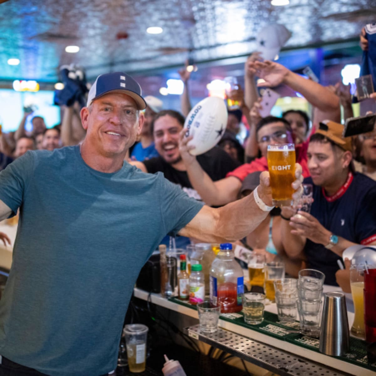 Troy Aikman's latest business venture? Beer