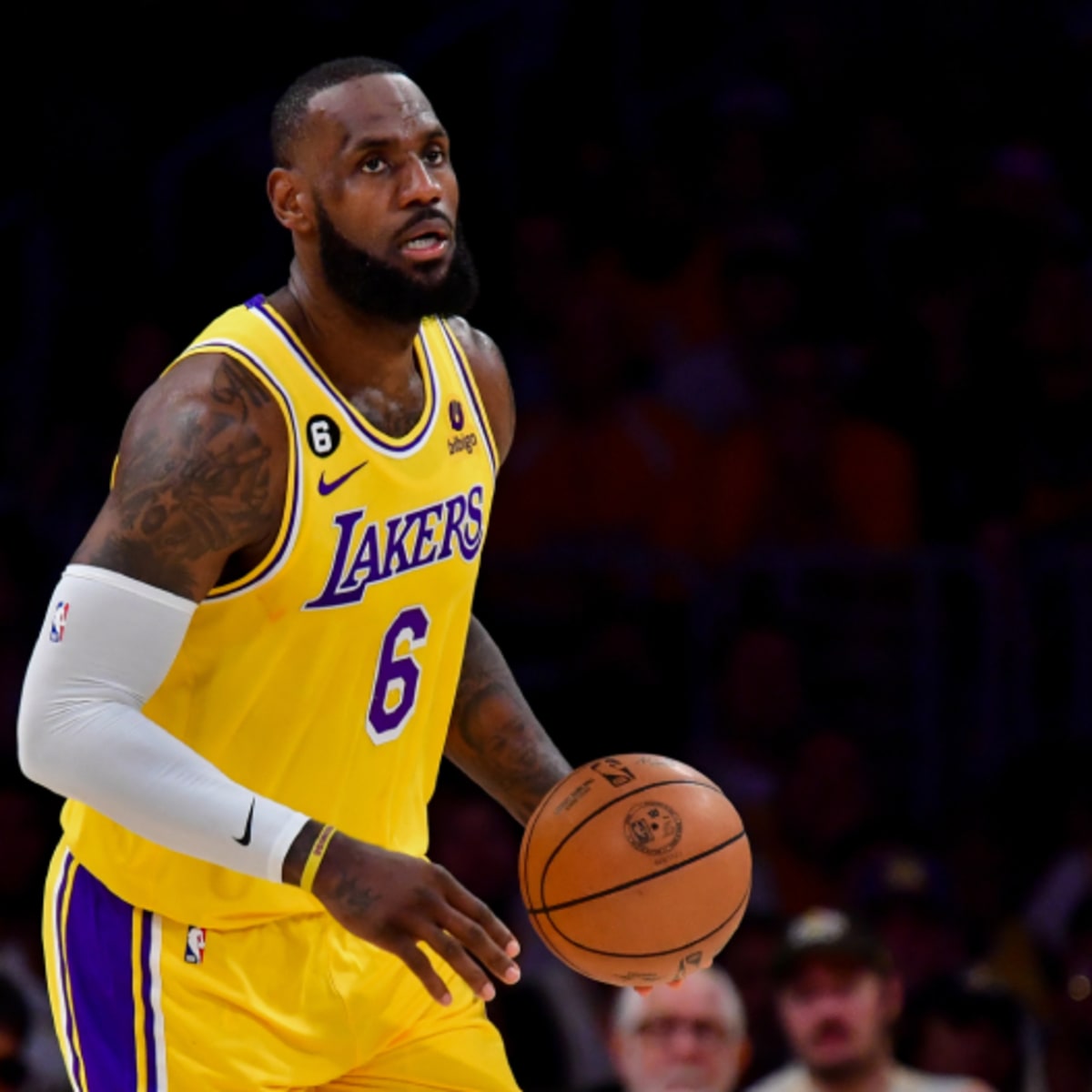 LeBron James Won't Play in Lakers' Preseason Opener vs. Warriors